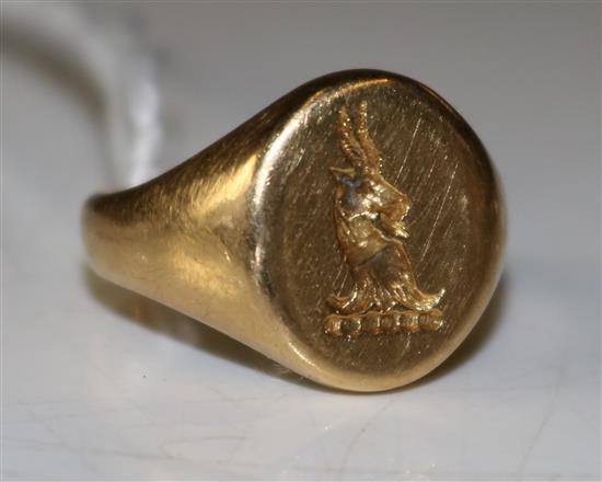 18ct gold gentlemans signet ring